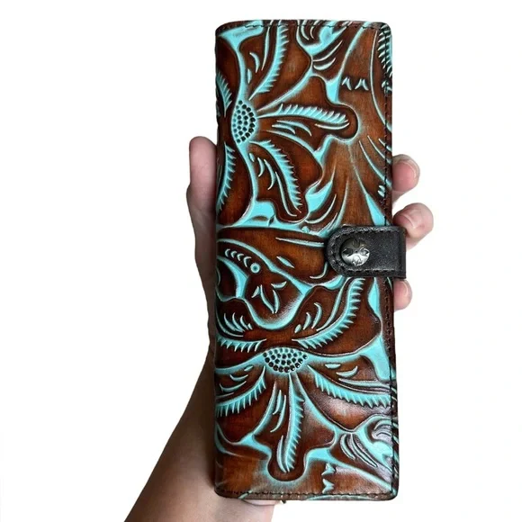 Patricia Nash Marotta Card Holder - Picture 8 of 8